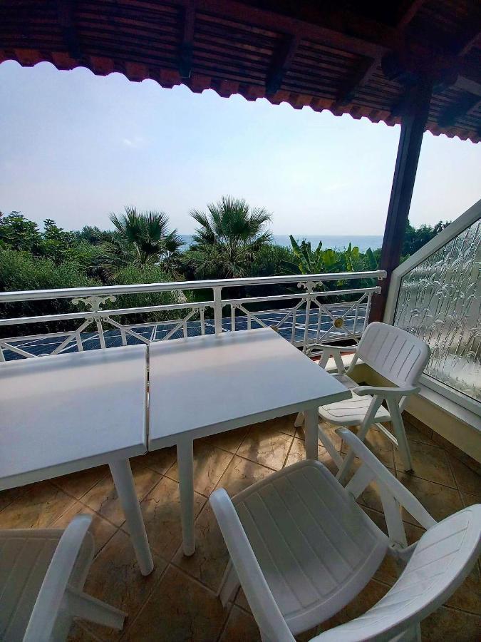 Villa Di Costa Nea Skioni Bagian luar foto